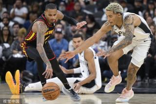 更加稳守反 更加稳守反