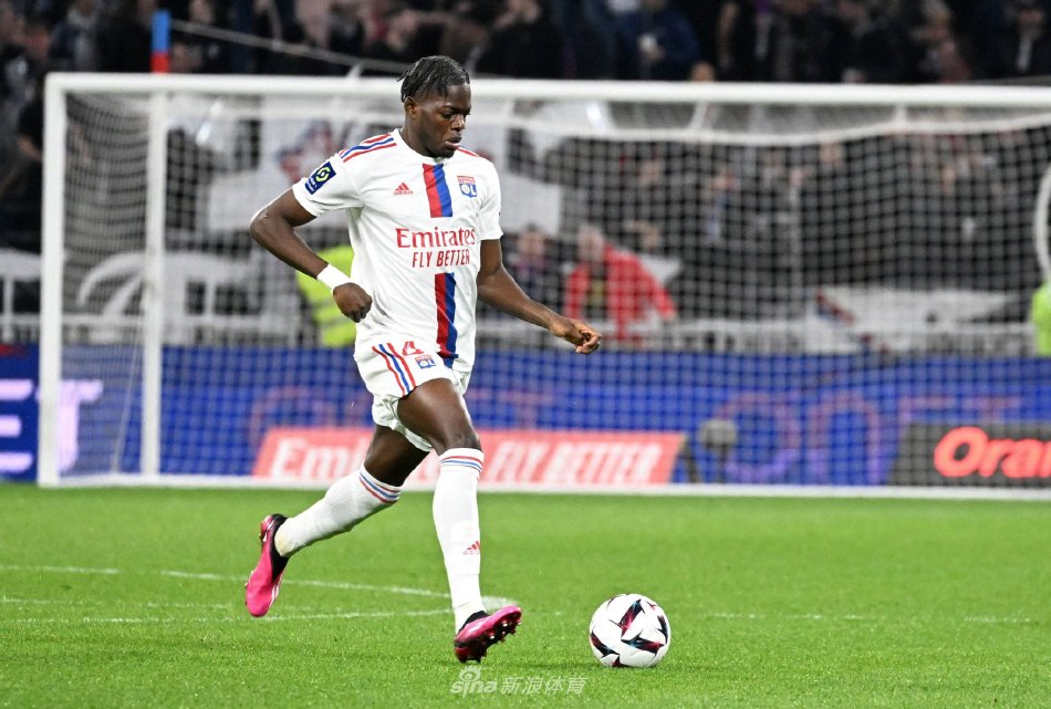 武里南的中 武里南的中